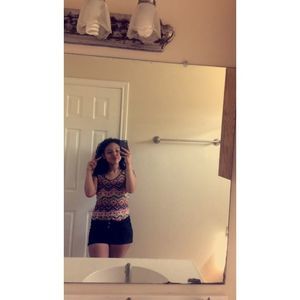 Meet your Posher, Marina